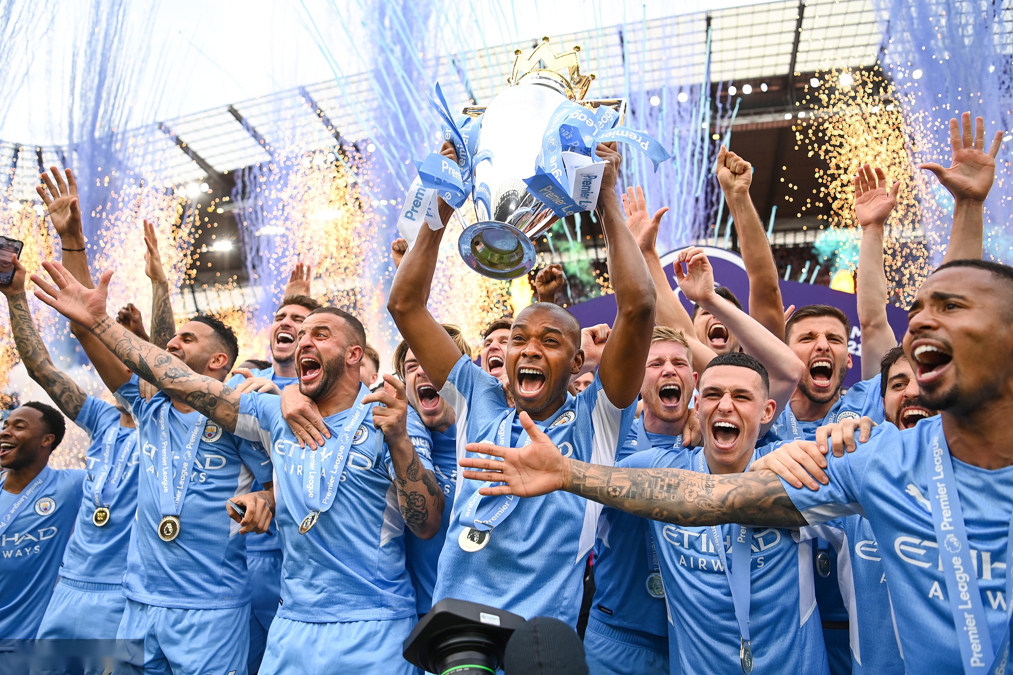 赛中的杰出 赛中的杰出